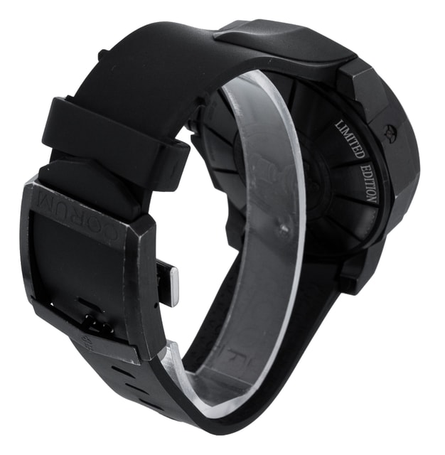 Corum Challenge 44 753.691.98/F371 AA12 Image 3